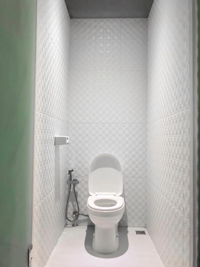 Stellar Capsules Asrama Seminyak (Bali)